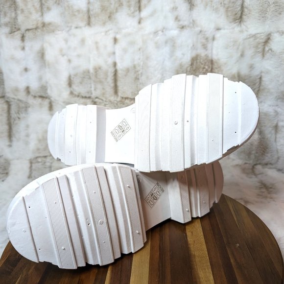 * Mata Shoes White Vegan Leather Studded Detail Fashion Combat Ankle Boots - Picture 15 of 15